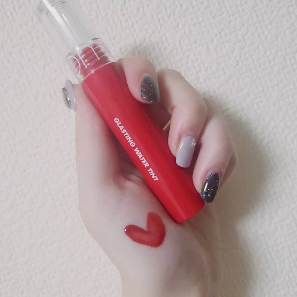하루카 on LIPS 「今大人気の"ロムアンドグラスティングウォーターティント2号"を..」(2枚目)