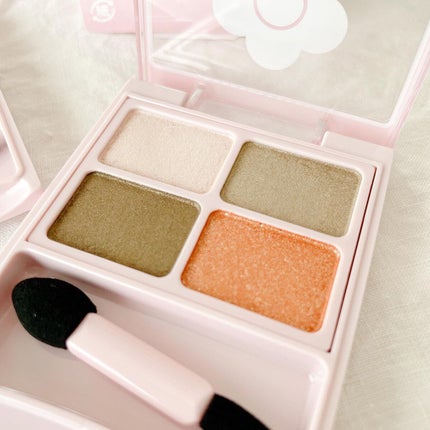 デイジードール アイカラー パレット/DAISY DOLL by MARY QUANT/アイシャドウパレットを使ったクチコミ(2枚目)