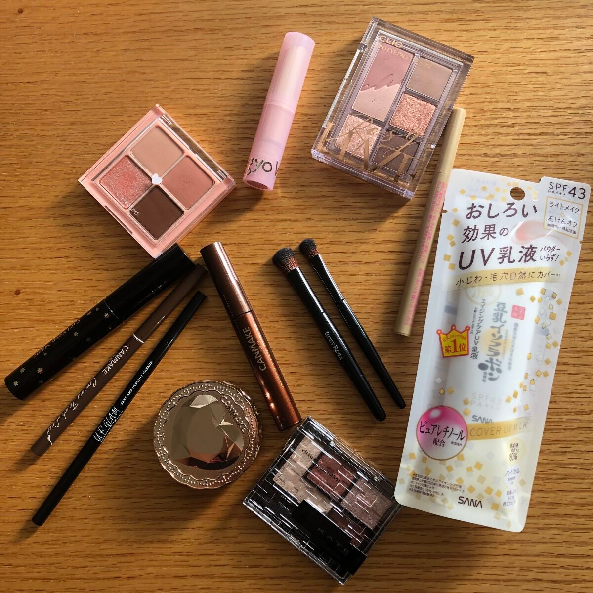 ファイバーアイシャドウブラシセット/ロージーローザ/メイクブラシを使ったクチコミ(1枚目)