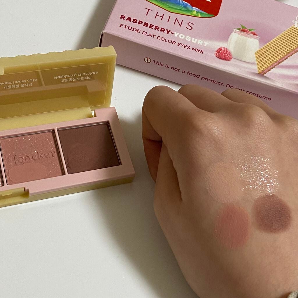 ローカー プレイカラーアイズミニ/ETUDE/アイシャドウパレットを使ったクチコミ(3枚目)
