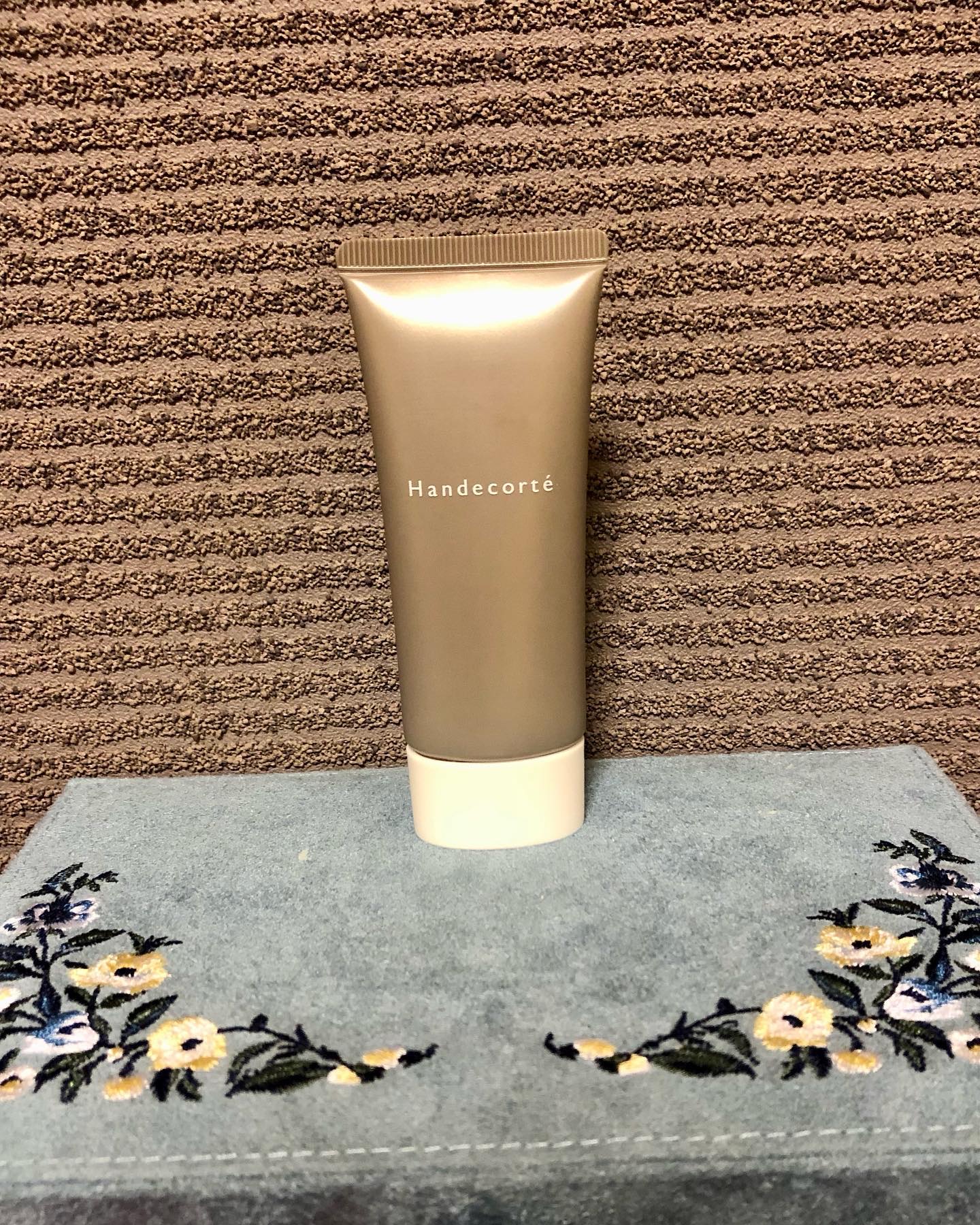 ハンデコルテ/キユートピア/ネック・デコルテケアを使ったクチコミ（1枚目）