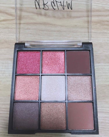 UR GLAM　BLOOMING EYE COLOR PALETTE/U R GLAM/アイシャドウパレットを使ったクチコミ（3枚目）