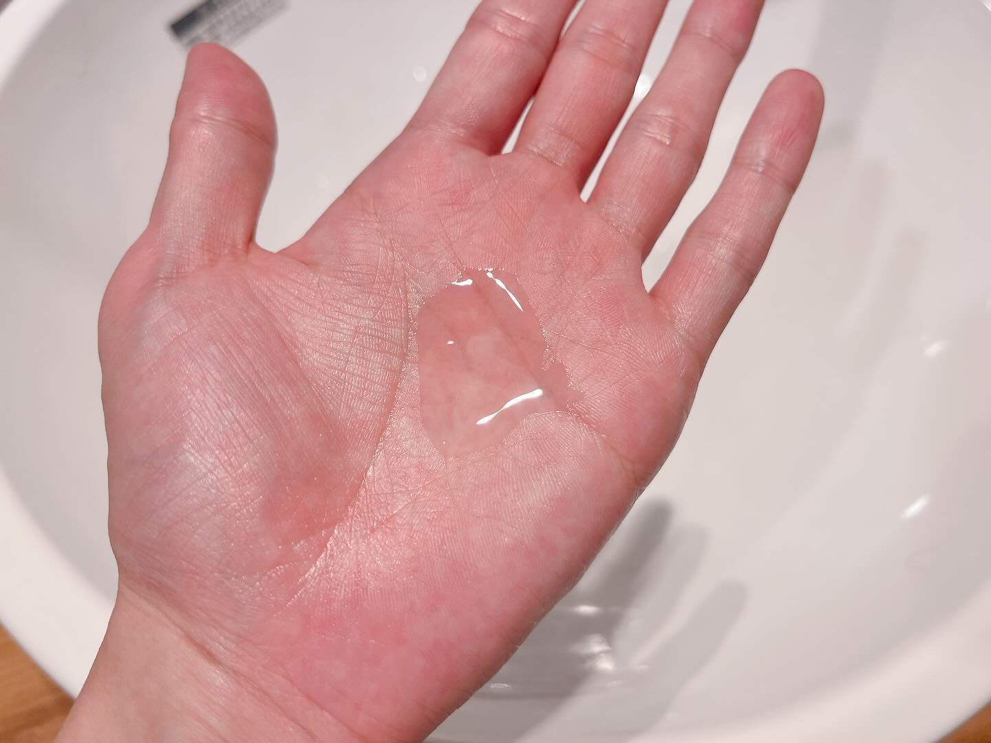 【ディズニー限定デザイン】ellips（エリップス）ヘアオイル シートタイプ8粒 (イエロー/トロピカルフルーツの香り)ミッキー/ellips/ヘアケア・スタイリングを使ったクチコミ（3枚目）