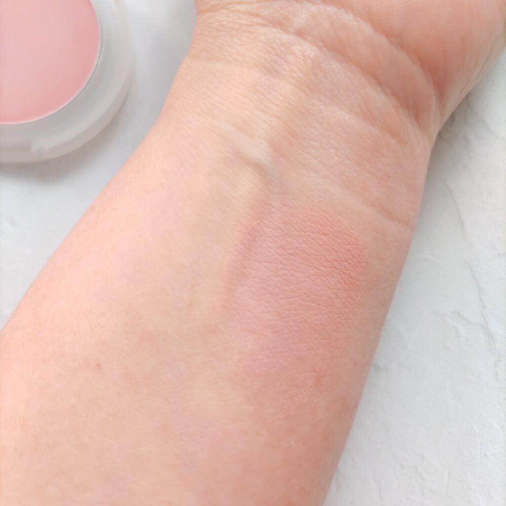 ムジークタイガーデューイーチーク  02 スイートピンク/ETUDE/パウダーチークを使ったクチコミ（3枚目）