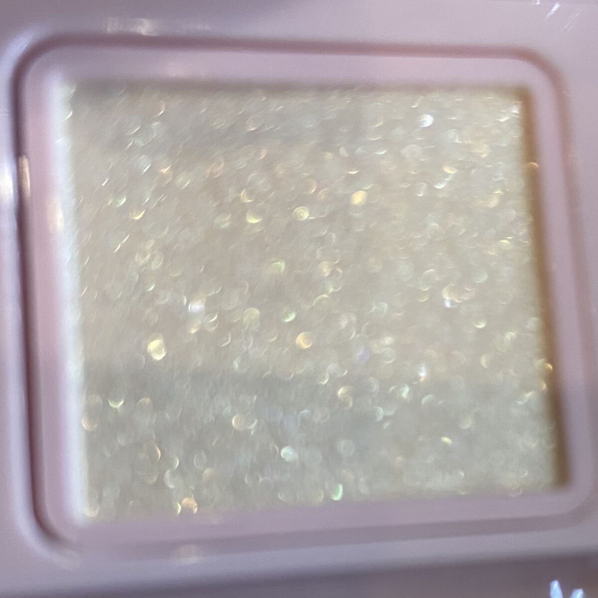 フーミー シングルラメシャドウ/WHOMEE/単色アイシャドウを使ったクチコミ（3枚目）