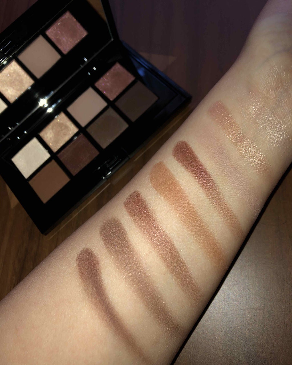 コンパクトアディクション “パーティタッチ”/ADDICTION/アイシャドウパレットを使ったクチコミ(3枚目)