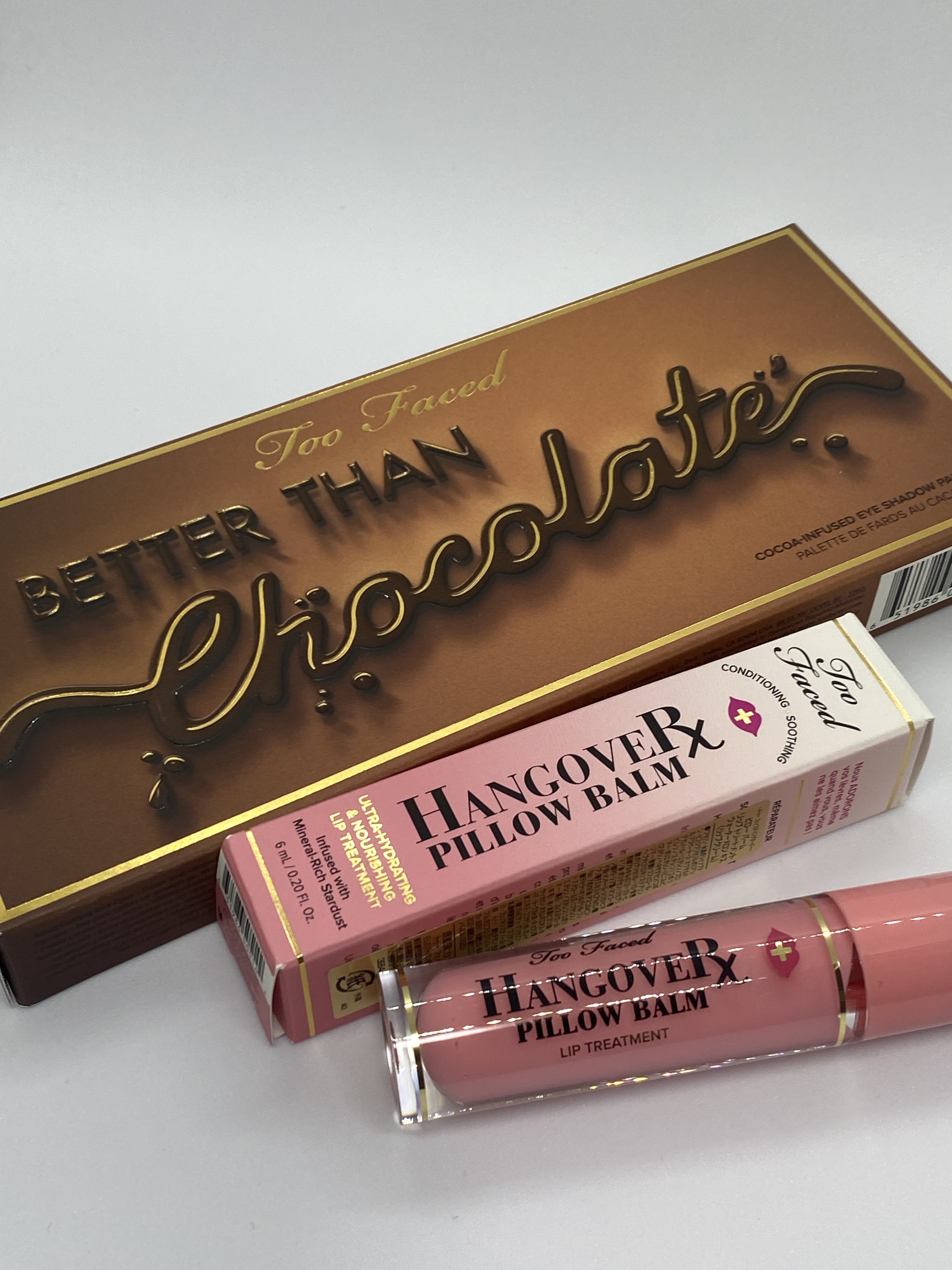 ～トゥー フェイスド ハングオーバー～ ピロー バーム リップ トリートメント/Too Faced/リップ美容液を使ったクチコミ（1枚目）
