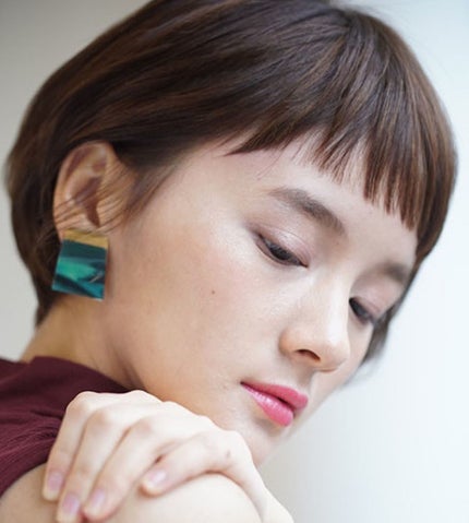 【2021最新】印象的なボルドーメイク。アイ、チーク、リップをプチプラからデパコスまで徹底解説!