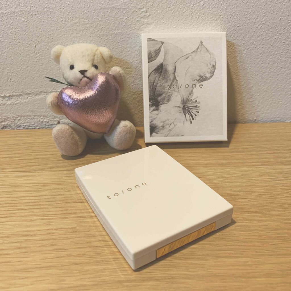 トーン デューイ モイスト コンシーラー/to/one/パレットコンシーラーを使ったクチコミ（2枚目）