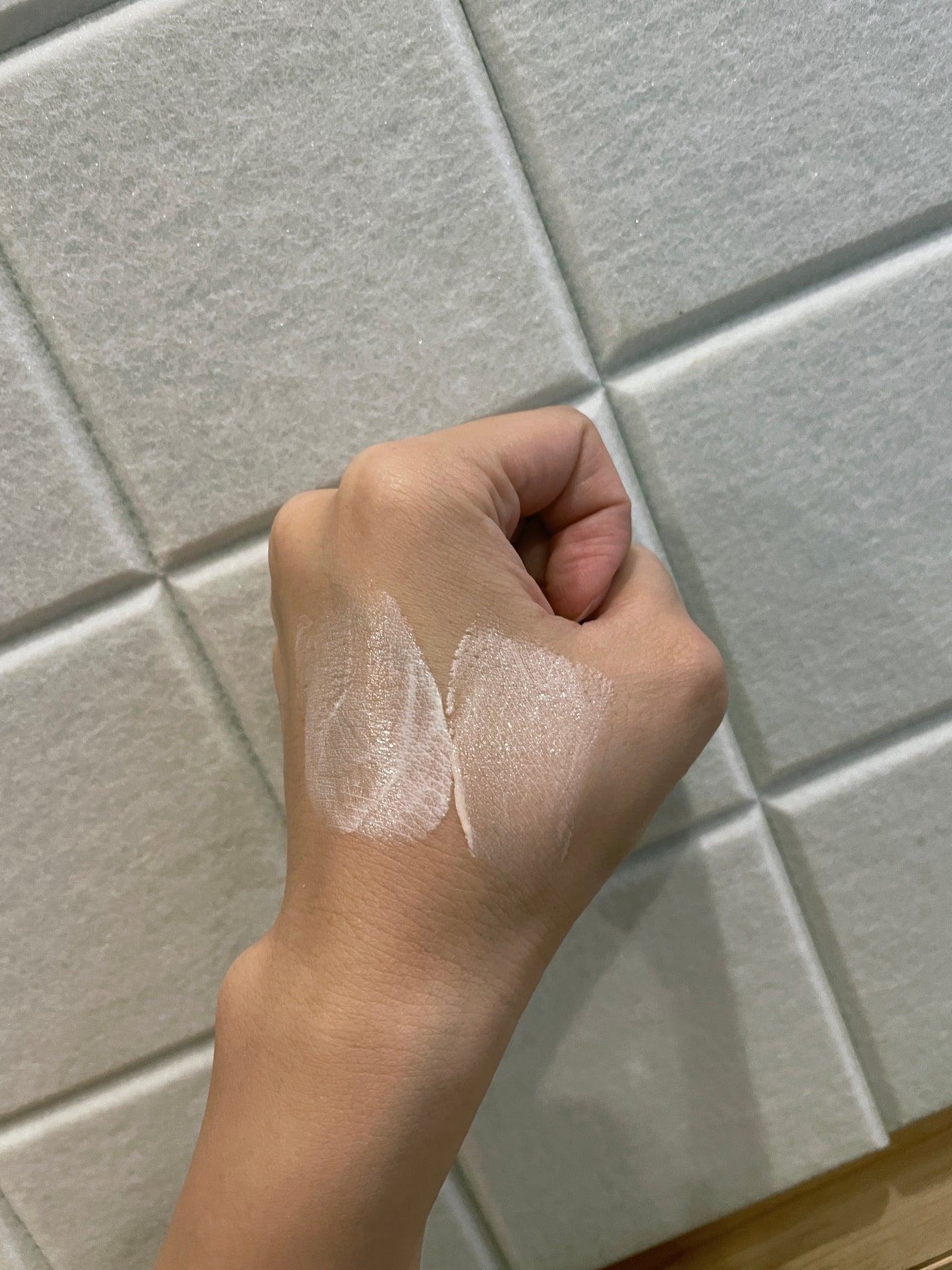 UVイデア XL プロテクショントーンアップ クリア/ラ ロッシュ ポゼ/化粧下地を使ったクチコミ(3枚目)