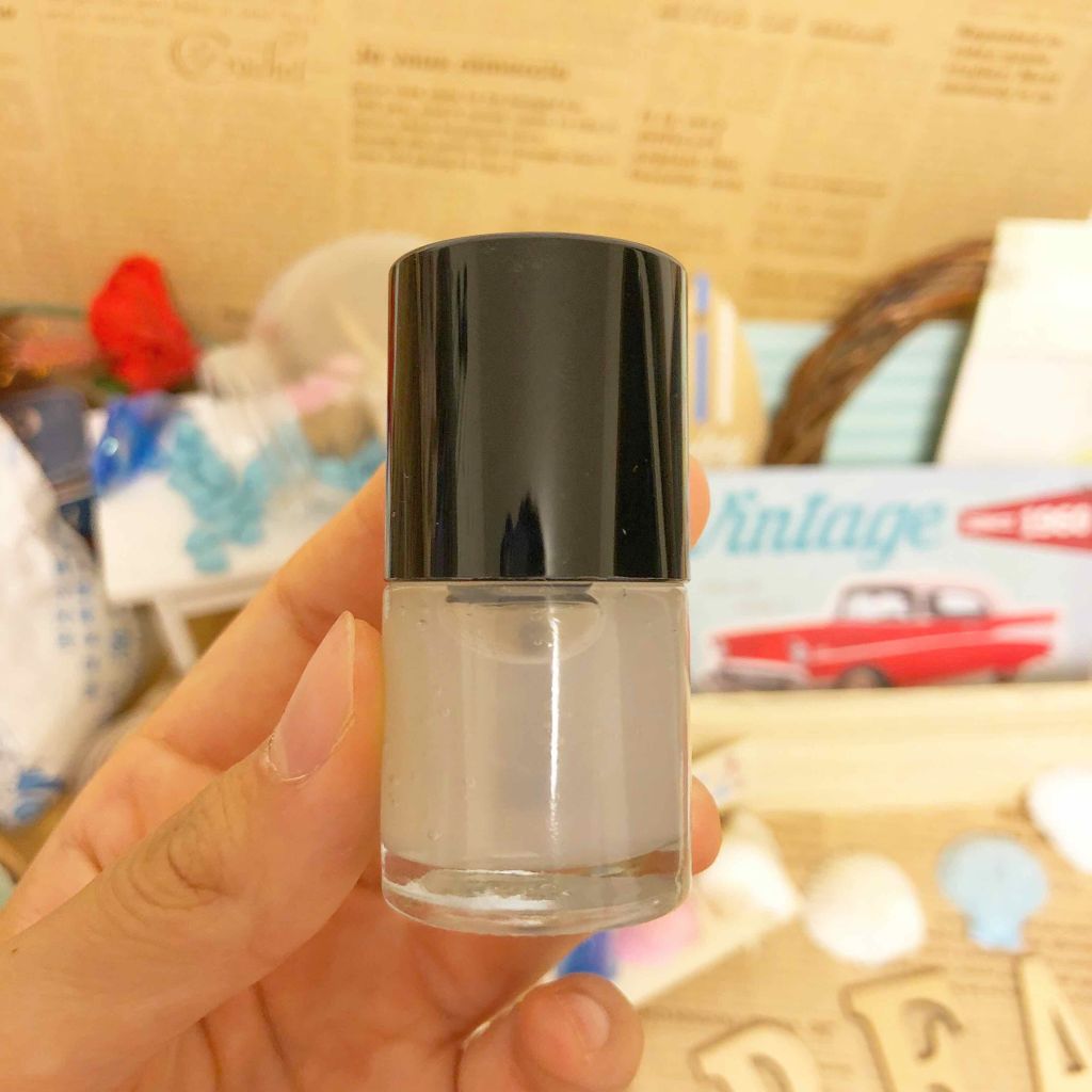 ピールオフベースコート/キャンドゥ/ネイルベースコートを使ったクチコミ(1枚目)