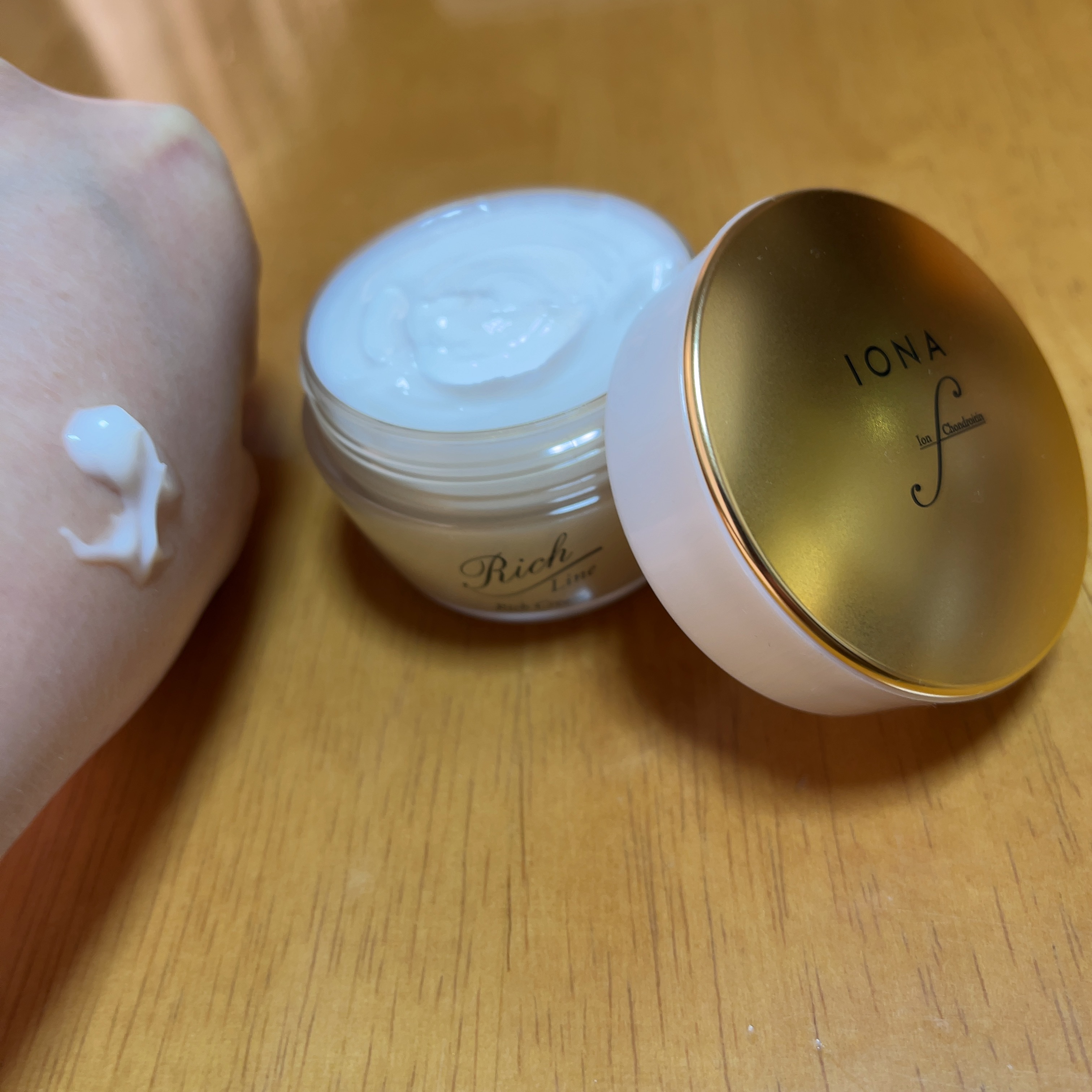 リッチ クリーム/イオナ エフ/フェイスクリームを使ったクチコミ（2枚目）