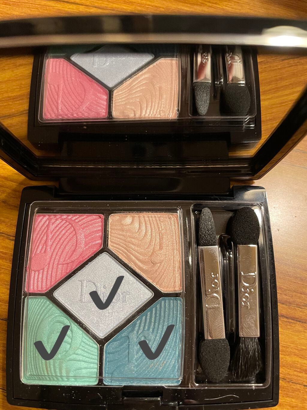 サンク クルール<グロウ バイブス>/Dior/アイシャドウパレットを使ったクチコミ(2枚目)