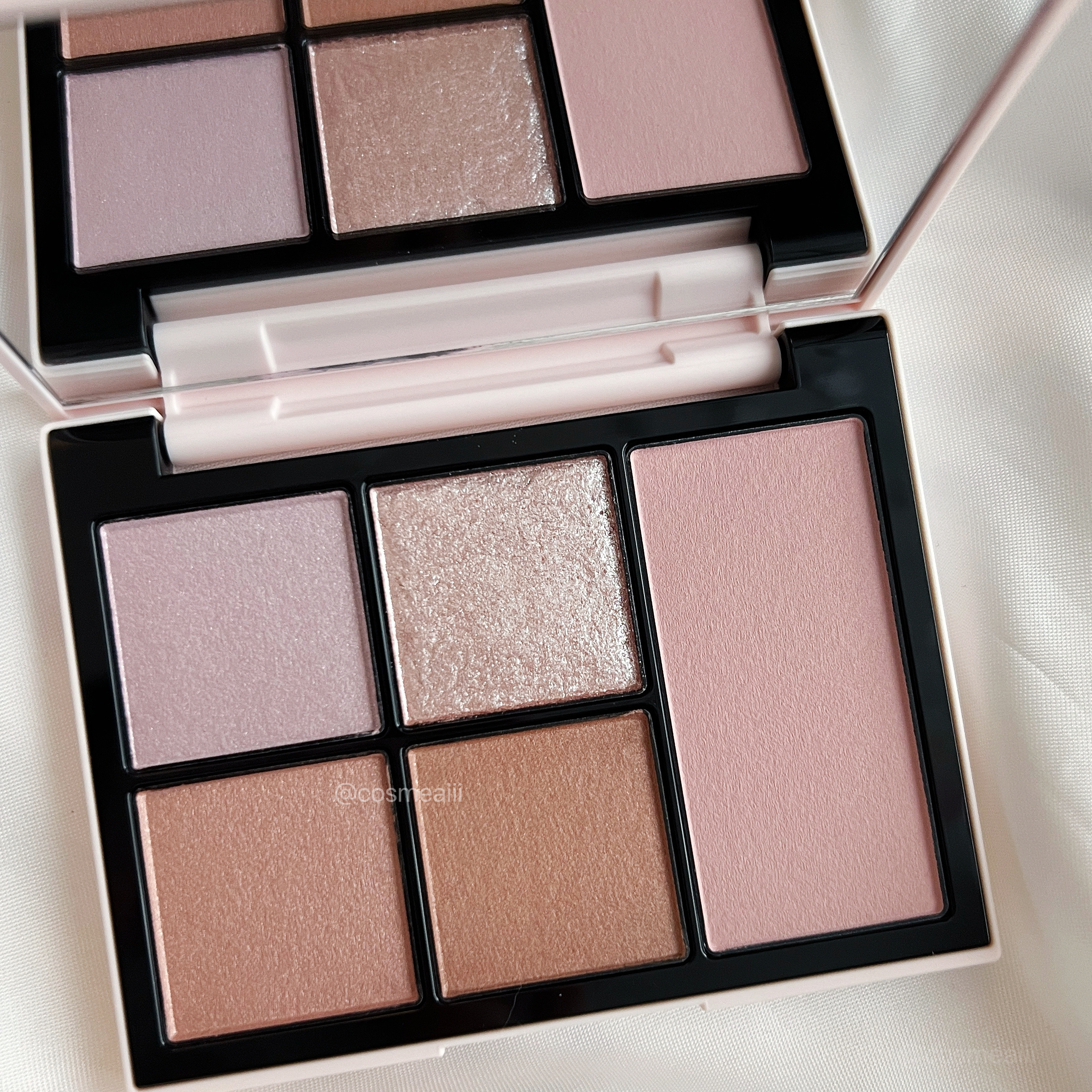 フェイス スタイリスト/SNIDEL BEAUTY/アイシャドウパレットを使ったクチコミ（3枚目）