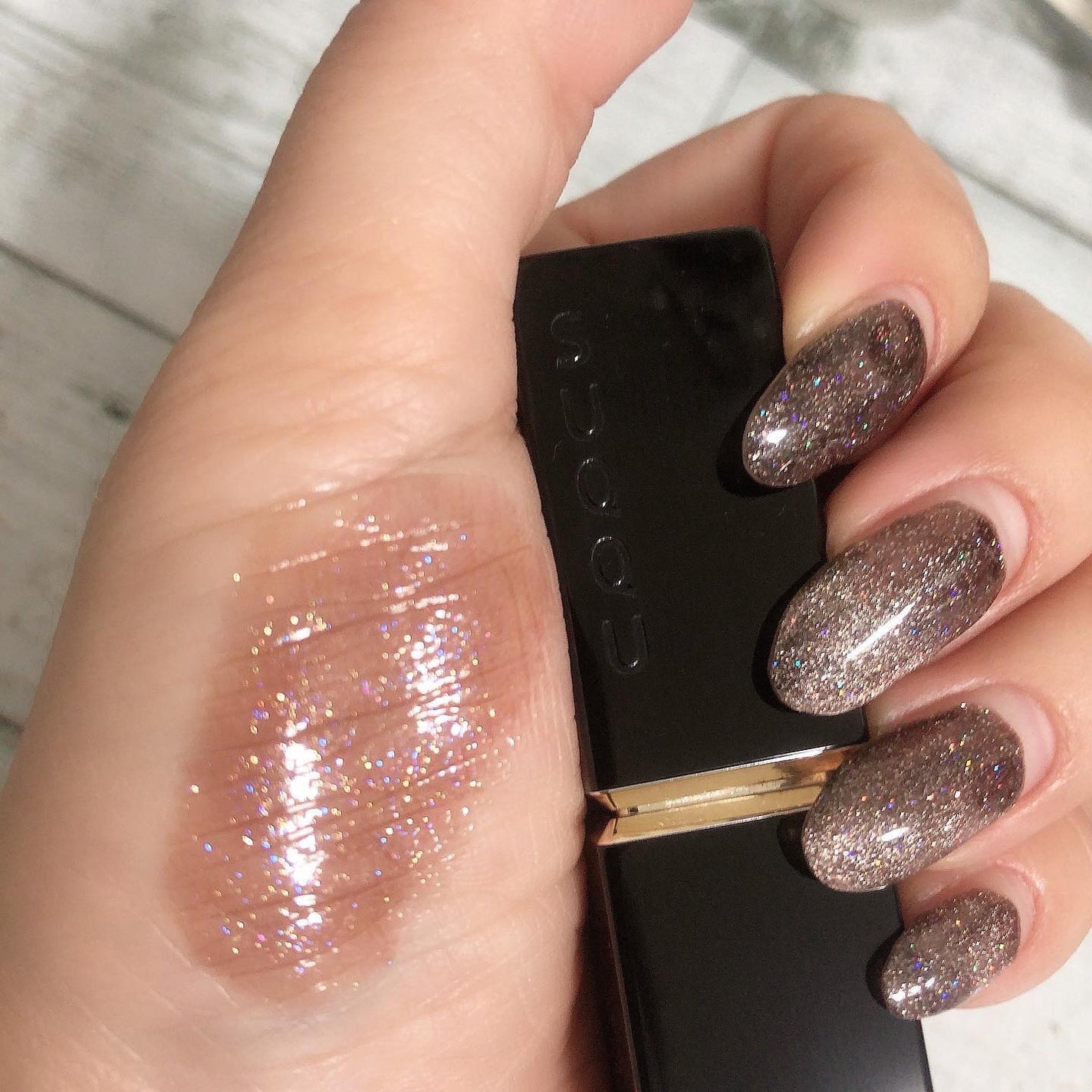 モイスチャー リッチ リップスティック/SUQQU/口紅を使ったクチコミ(2枚目)