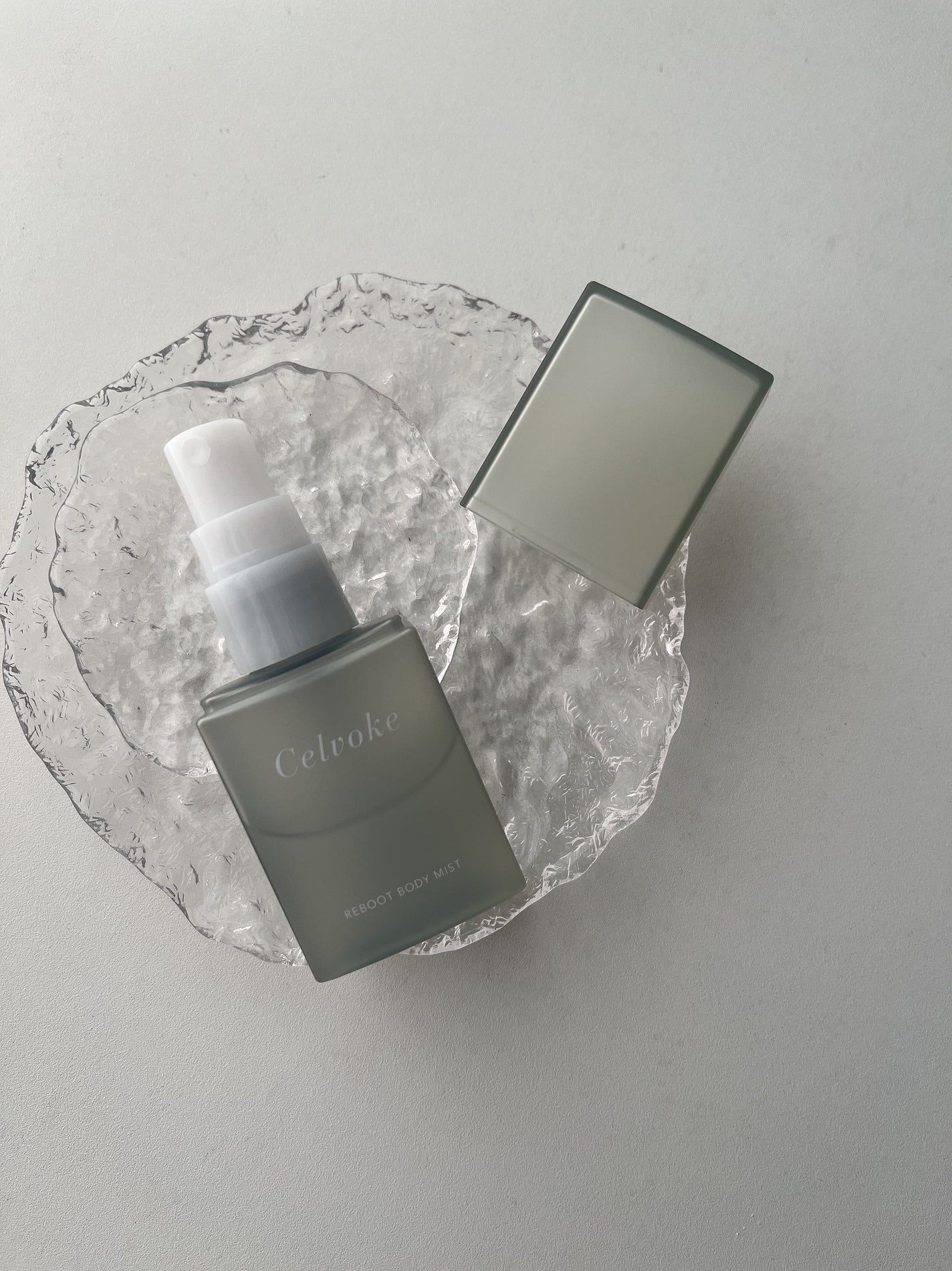 セルヴォーク リブート ボディミスト N Dawn Forest/Celvoke/ボディローションを使ったクチコミ(2枚目)