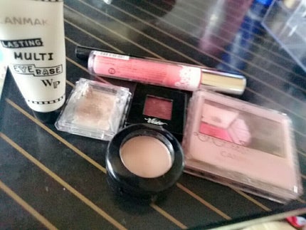 うさ丸 on LIPS 「おはようございます(^-^)今日のメイクにつかった商品を、紹介..」(1枚目)