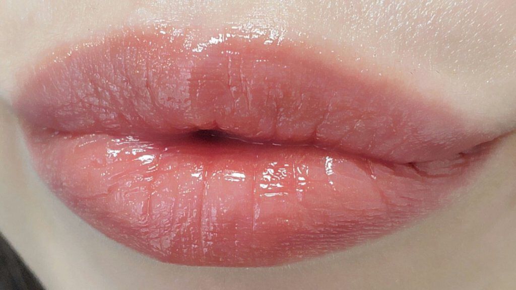 ウォータリーティントリップ/CEZANNE/リップティントを使ったクチコミ（3枚目）