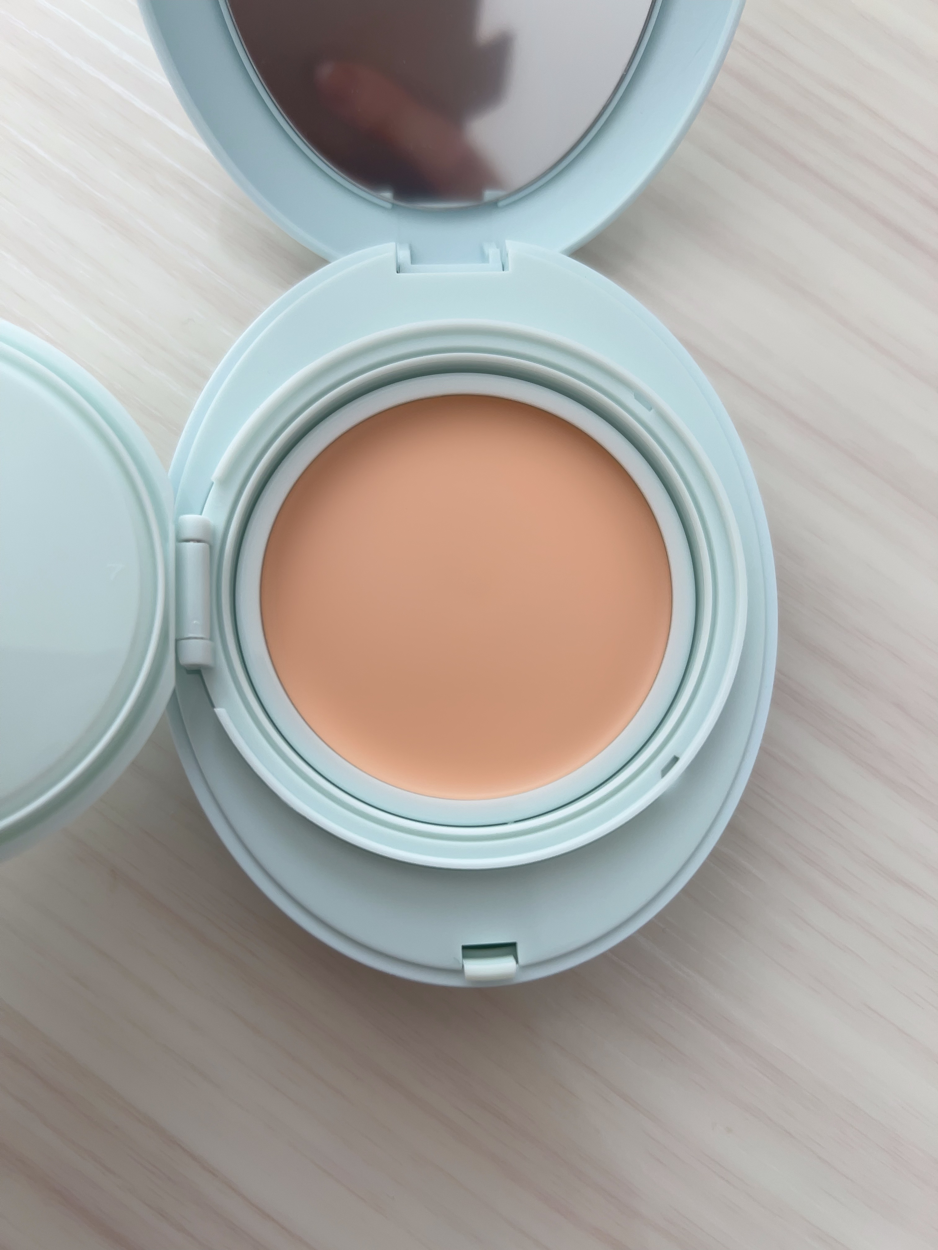 ベージュサンバーム/wooliliwoo/化粧下地を使ったクチコミ（3枚目）