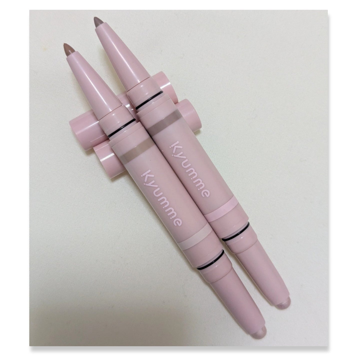 KM ダブルエンド涙袋メーカー/DAISO/スティックアイシャドウを使ったクチコミ(3枚目)