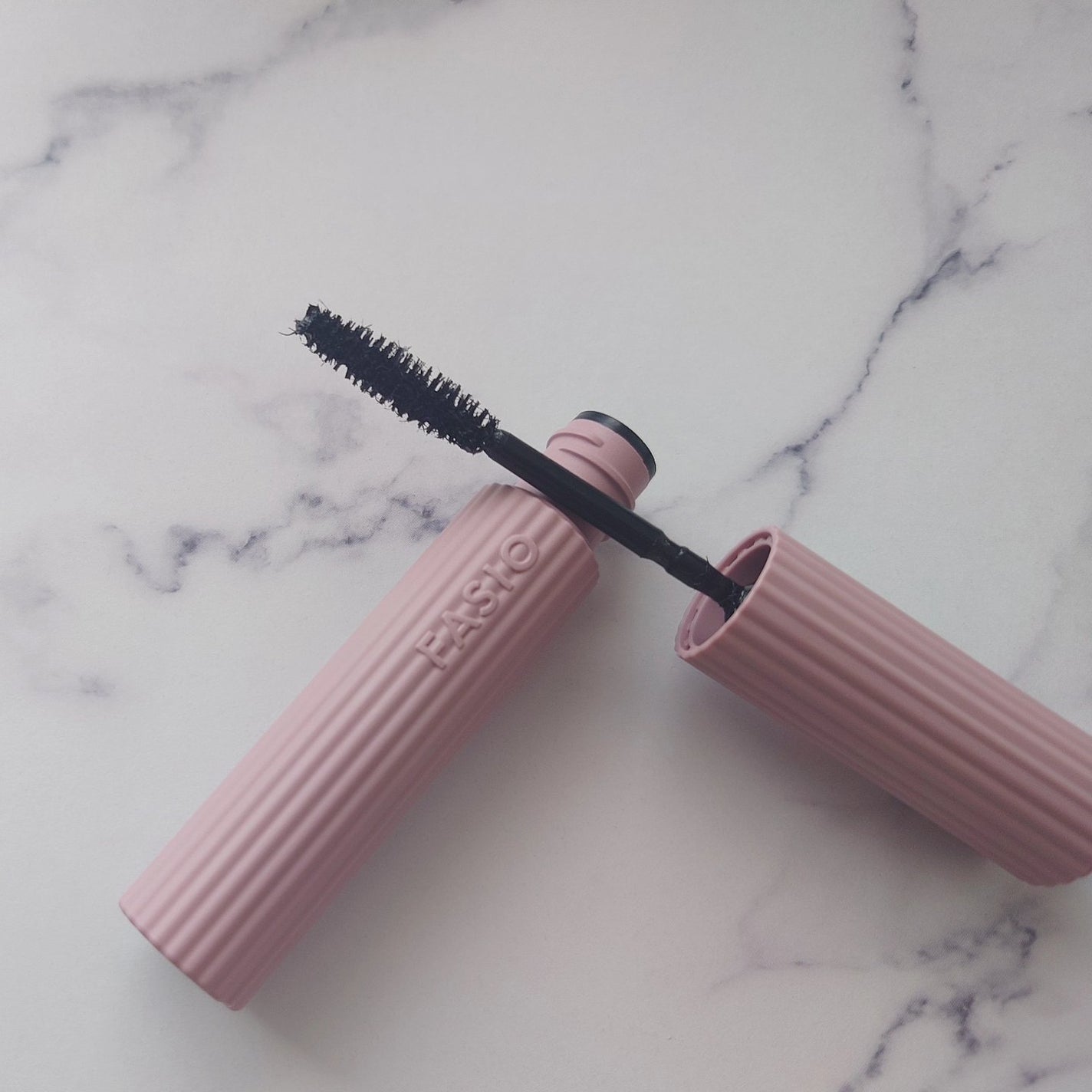 まつパ級 フィルム マスカラ (ロング&ボリューム)/FASIO/マスカラを使ったクチコミ(4枚目)