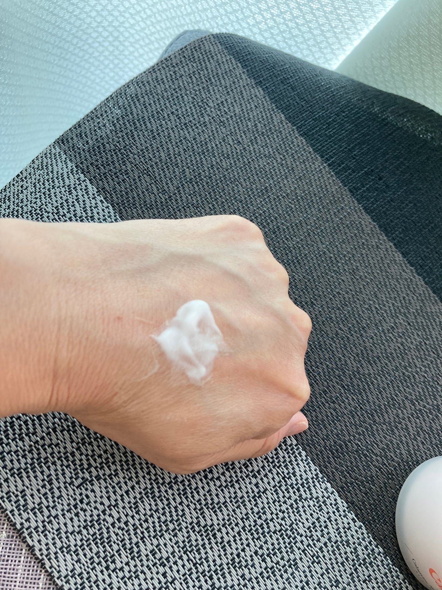 カラミー カラミンノーセバムジェル/Calamee/フェイスクリームを使ったクチコミ(3枚目)