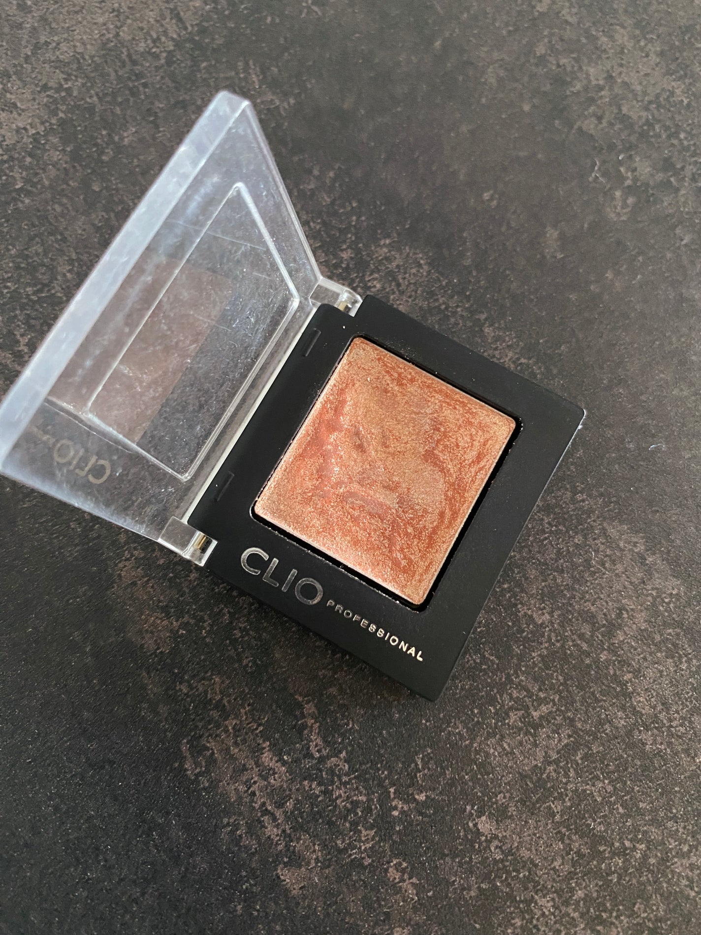 プロ シングル シャドウ/CLIO/単色アイシャドウを使ったクチコミ(1枚目)