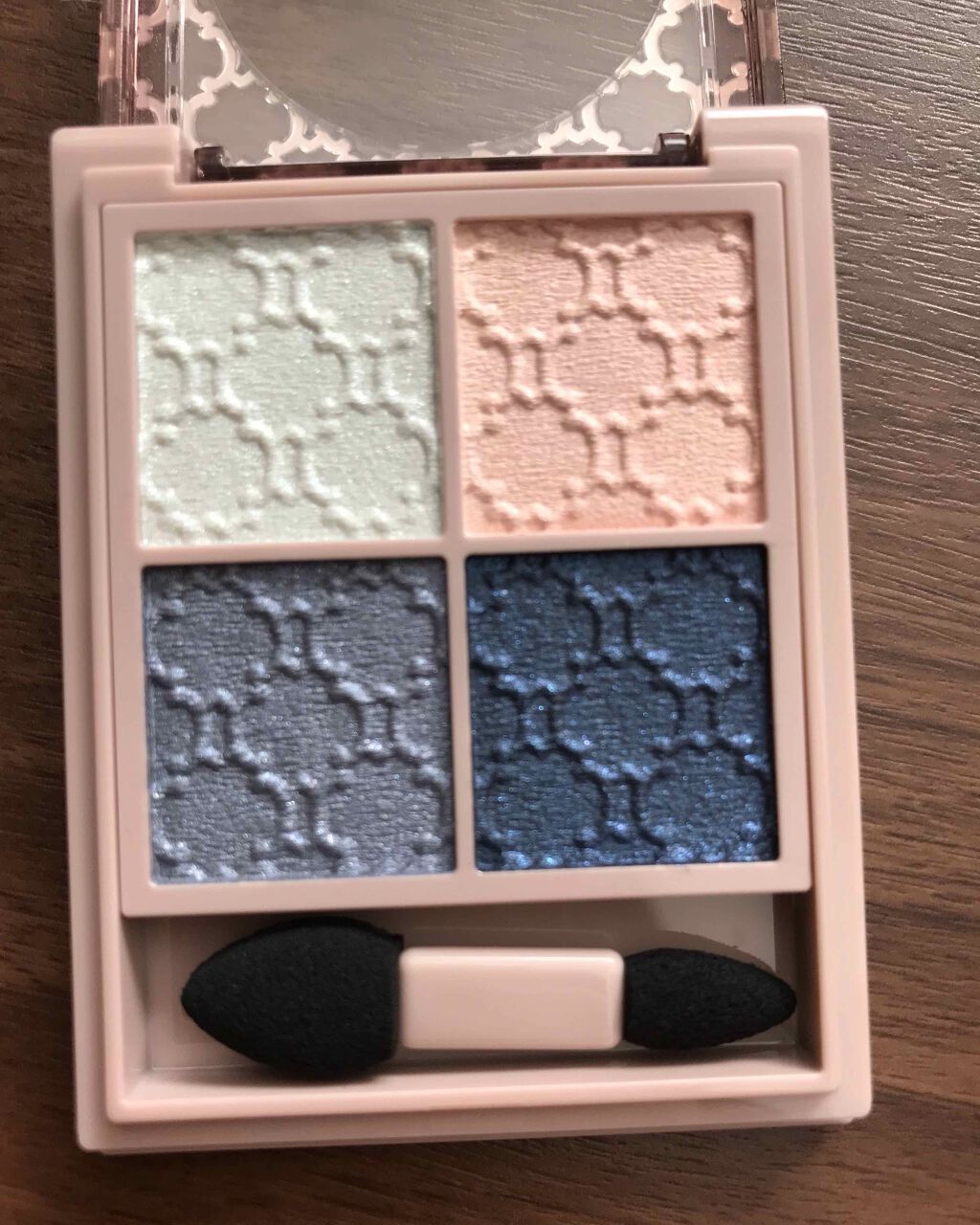 グロッシーリッチ アイズ/Visée/アイシャドウパレットを使ったクチコミ(3枚目)