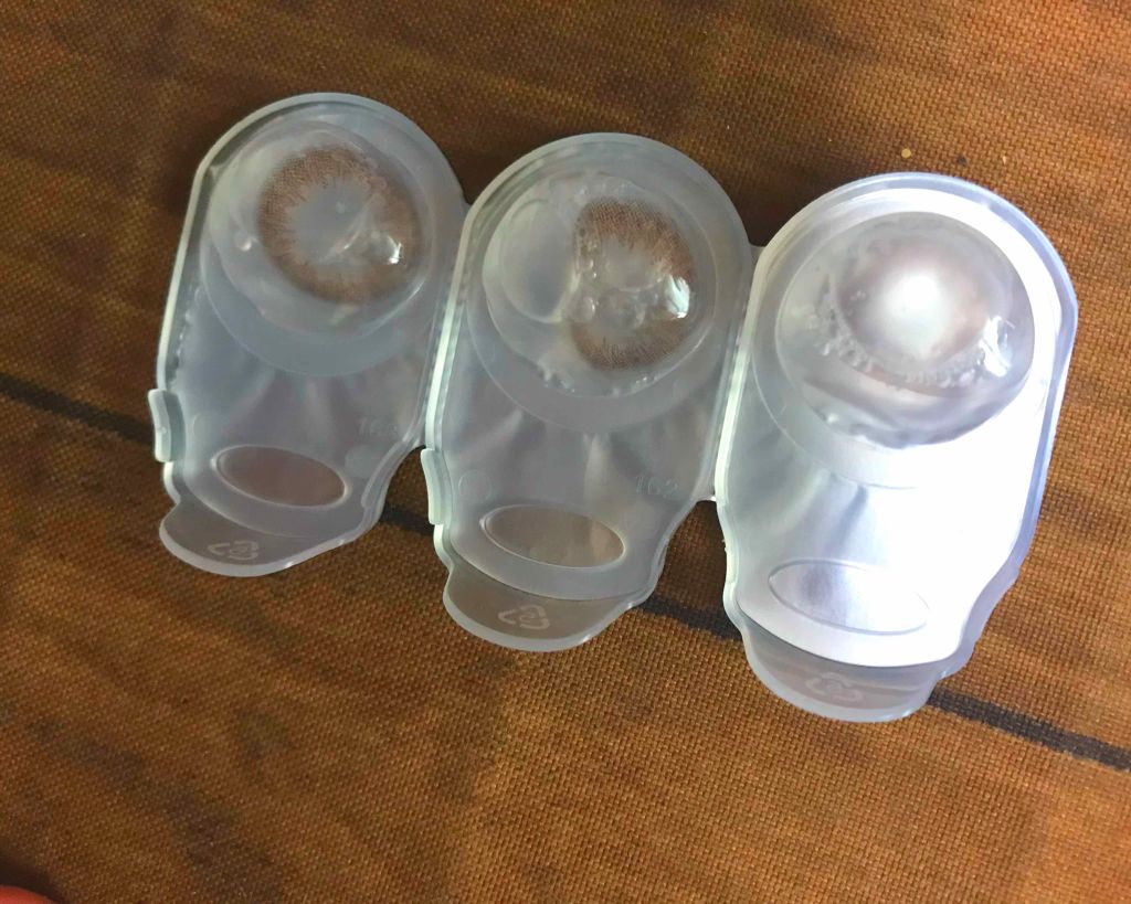 エバーカラーワンデーナチュラル モイストレーベルUV/エバーカラー/ワンデー（１DAY）カラコンを使ったクチコミ（2枚目）