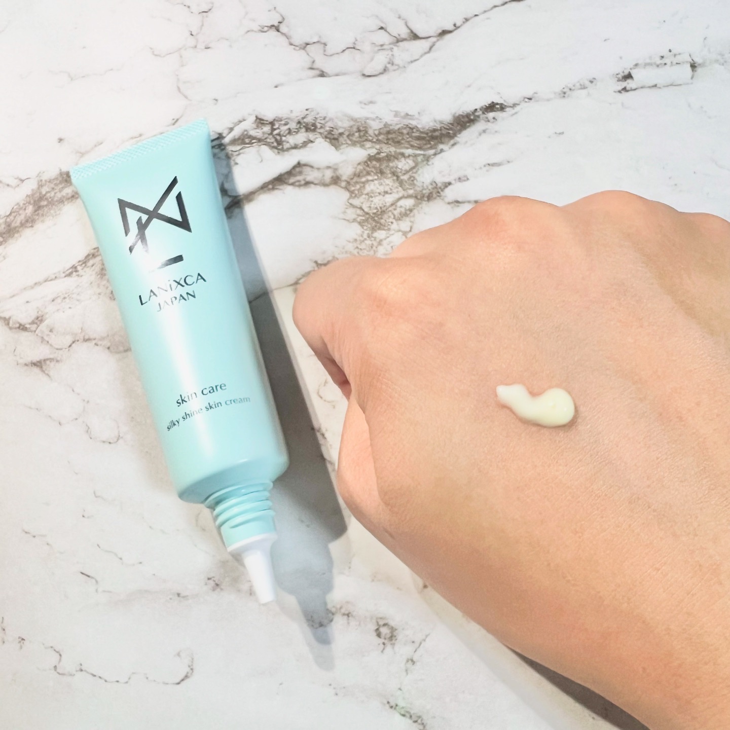 シルキーシャインスキンクリーム/LANiXCA/フェイスクリームを使ったクチコミ（2枚目）