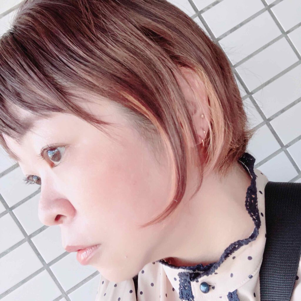 プレミアムスリーク モイスチュアソフニング エマルジョン/スティーブンノル ニューヨーク/ヘアミルクを使ったクチコミ(3枚目)