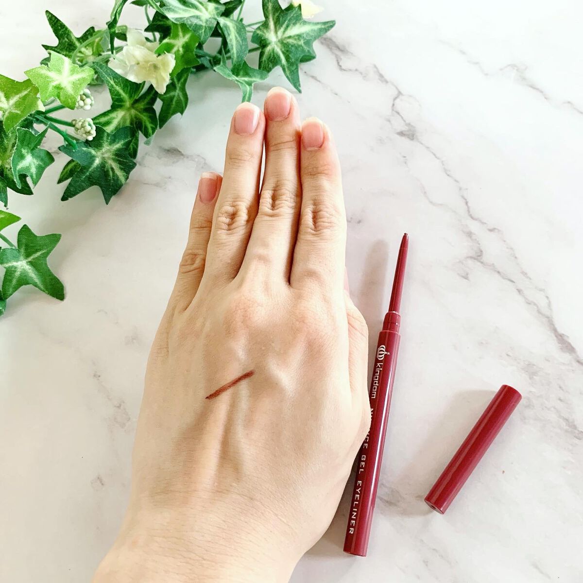 ふくちゃん💄フォロバ100 on LIPS 「▶︎キューティス様のキングダムニュアンスジェルアイライナーWP..」(2枚目)