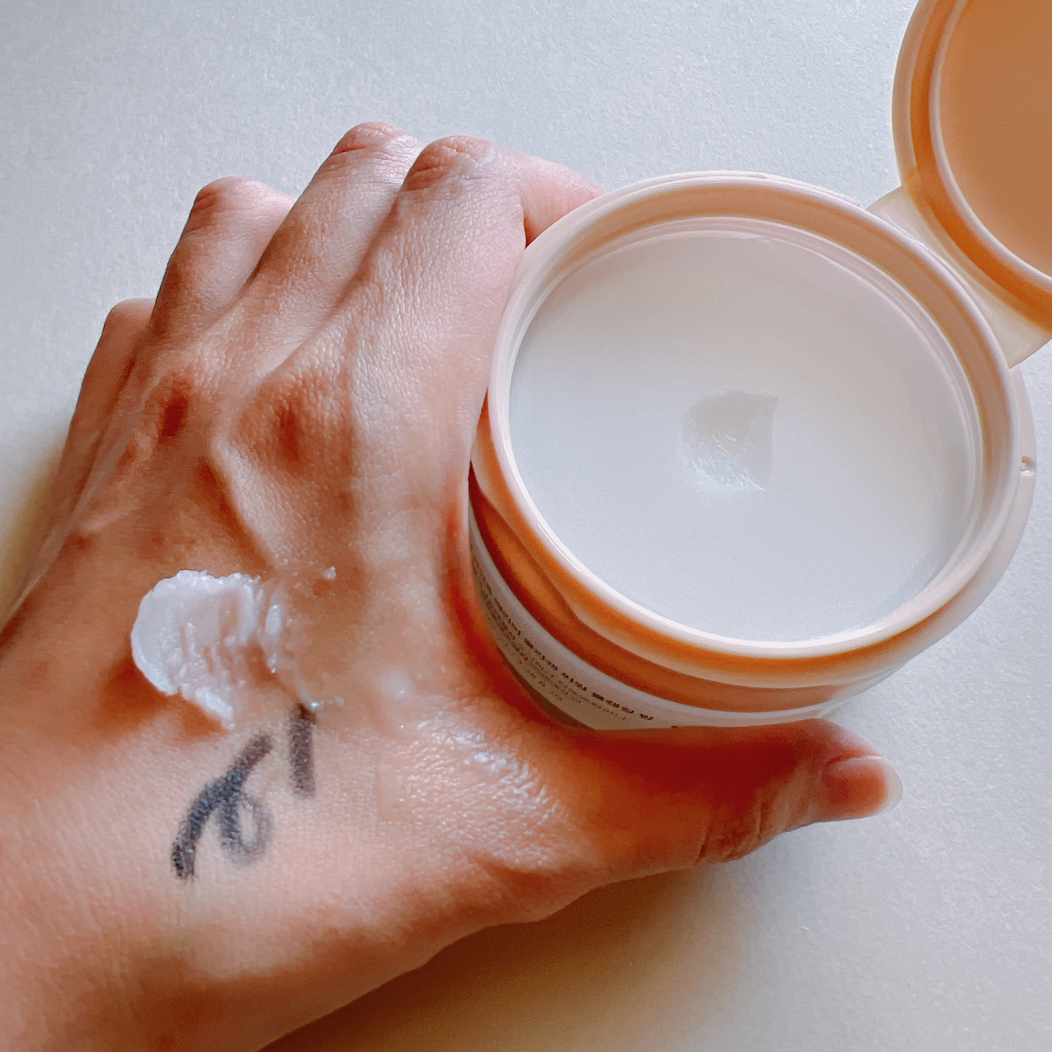 バイオームバリアコラーゲンファーミングクレンジングバーム/UIQ/クレンジングバームを使ったクチコミ（3枚目）