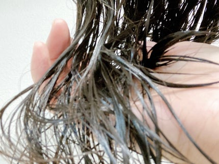 ザビューティ うるツヤチャージヘアパック/エッセンシャル/ヘアマスク・ヘアパックを使ったクチコミ(5枚目)