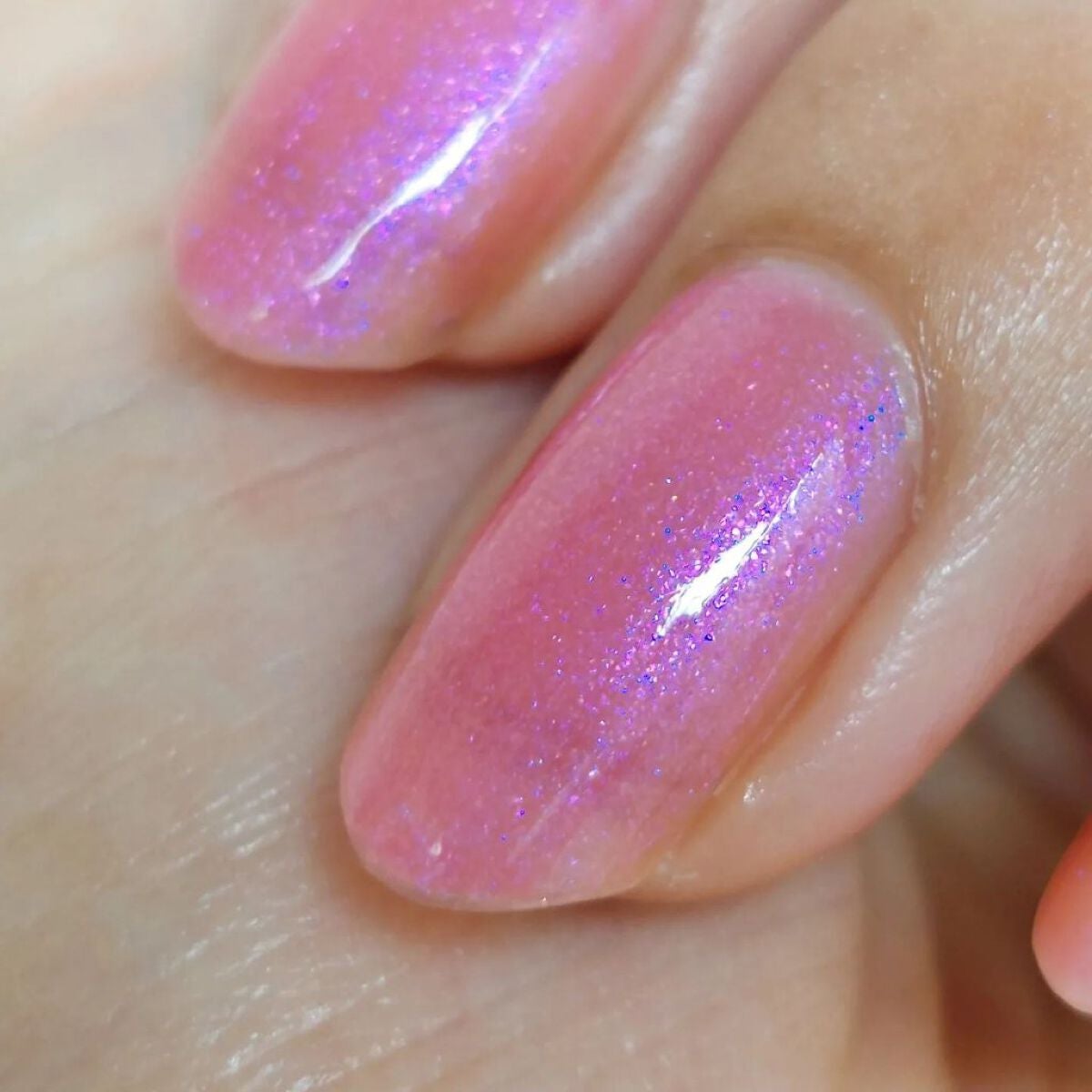 コンスピキュアス ネイルカラー /Amplitude/マニキュアを使ったクチコミ(2枚目)