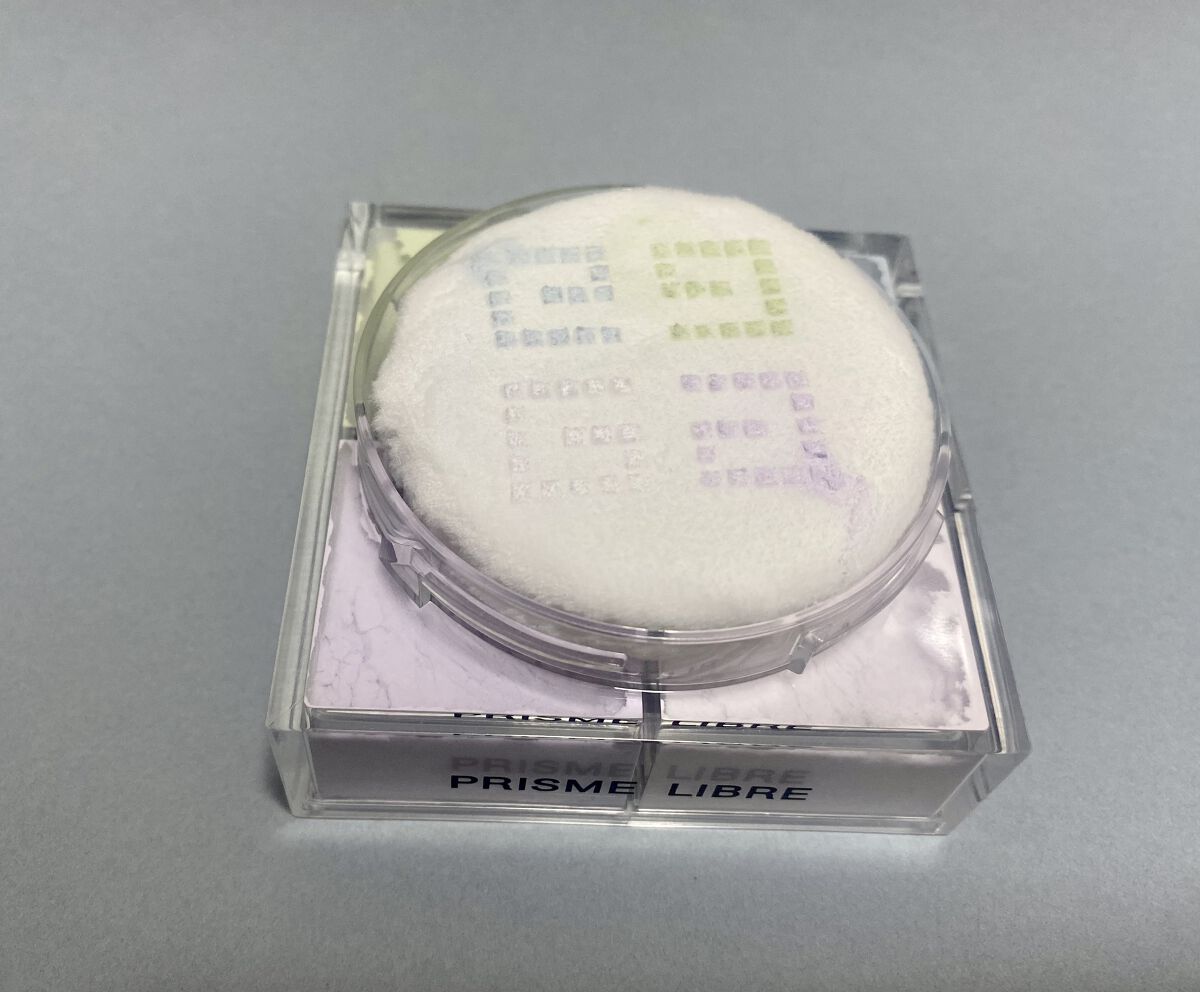 プリズム・リーブル/GIVENCHY/ルースパウダーを使ったクチコミ（2枚目）