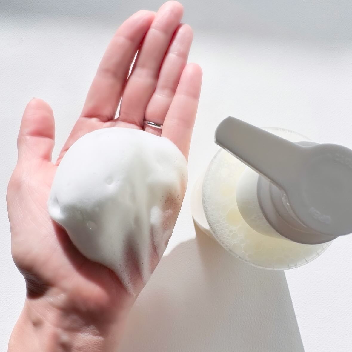 ダブルショットオイルトゥーフォームクレンザー/HAMEL/オイルクレンジングを使ったクチコミ(4枚目)