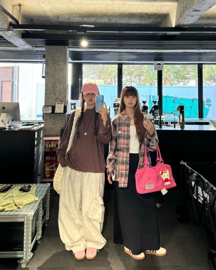 ひとみ on LIPS 「友情がすぐに応じてくれるととても幸せです#コーデ#韓国コーデ#..」(2枚目)