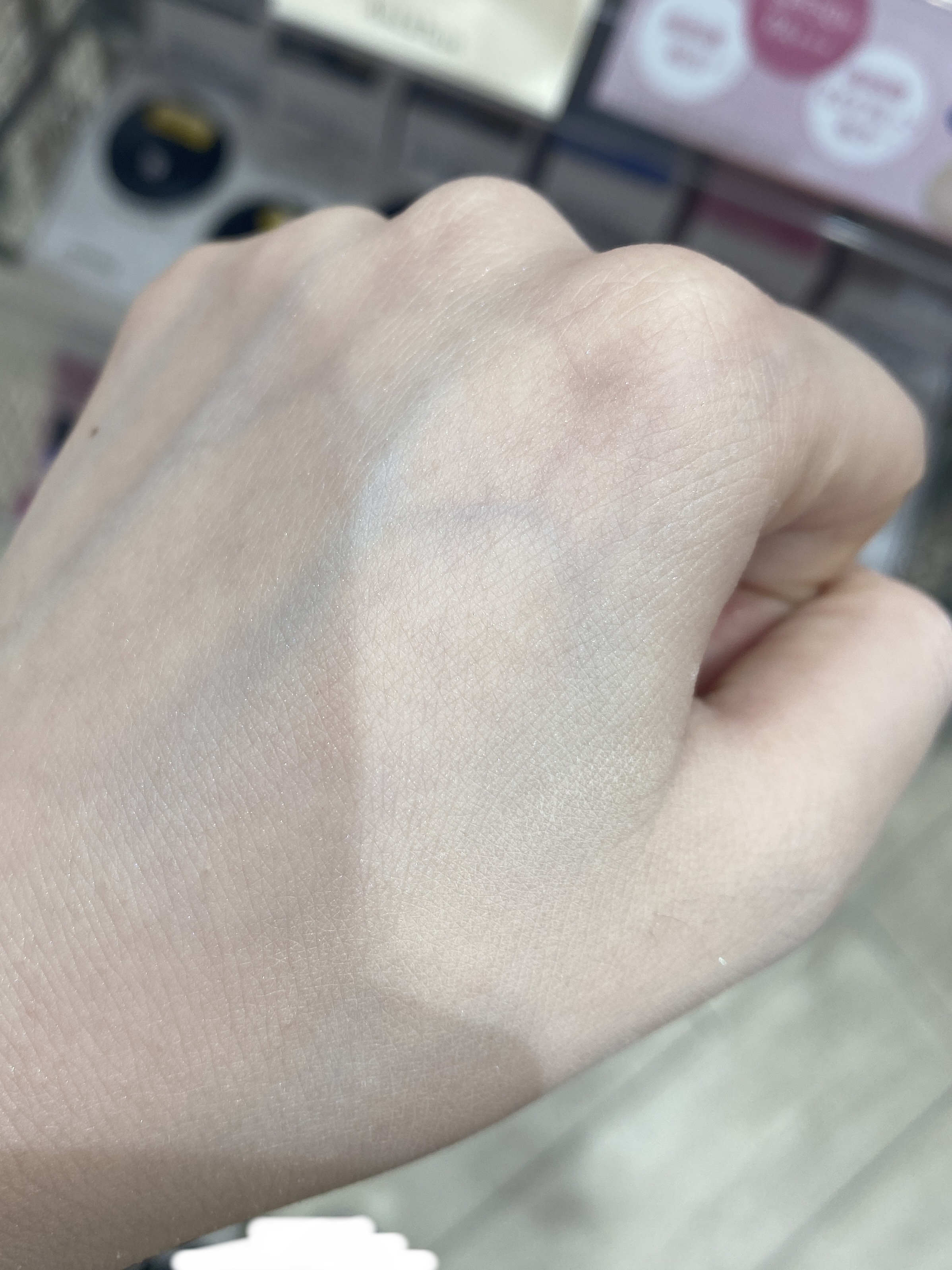 グローパウダーパクト/ABOUT TONE/プレストパウダーを使ったクチコミ（2枚目）