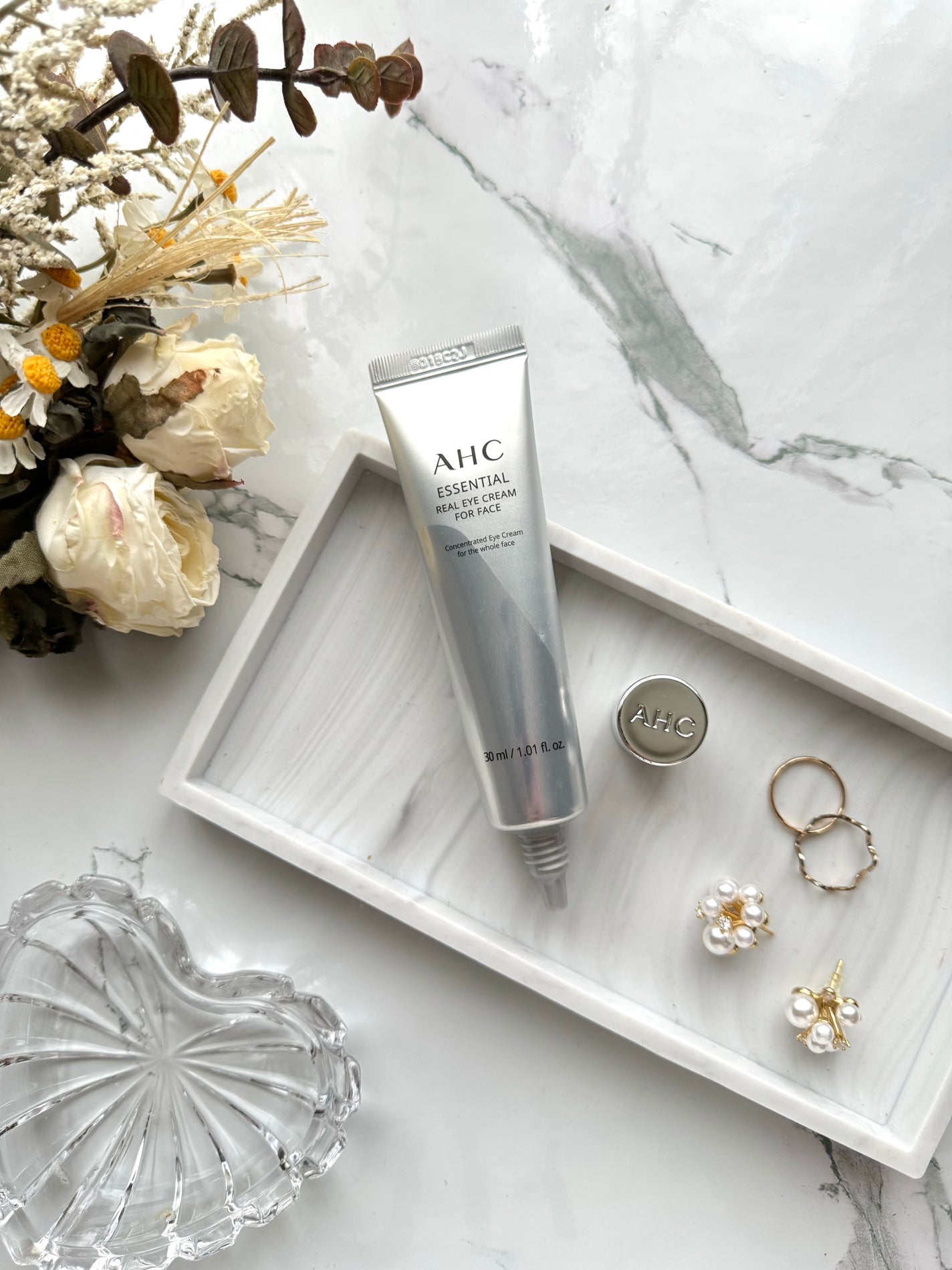 エッセンシャル リアル アイクリーム フォーフェイス/AHC/アイケア・アイクリームを使ったクチコミ(1枚目)