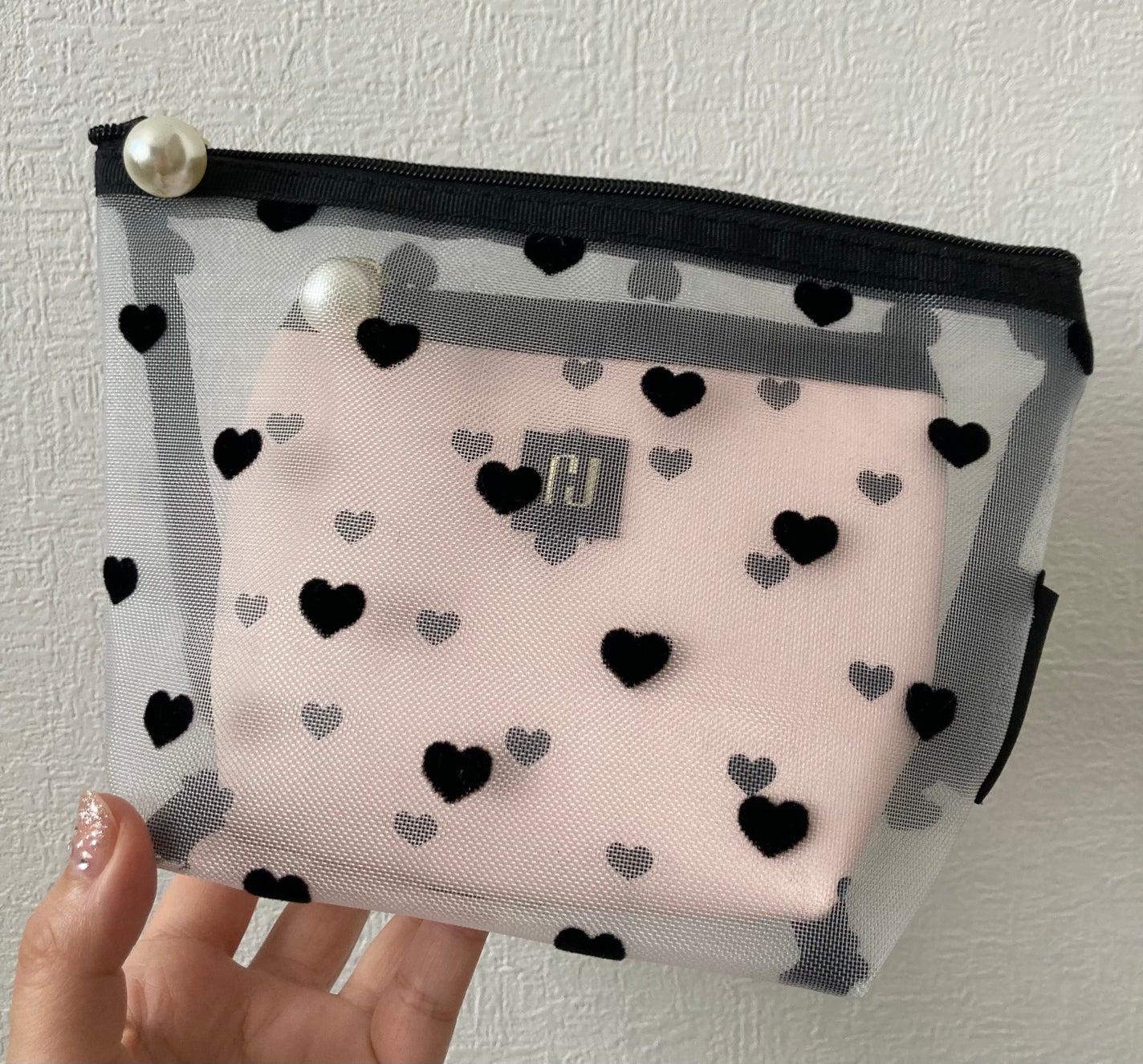 Saya on LIPS 「付録のポーチがかわいい♡/﹋﹋﹋﹋﹋﹋﹋﹋﹋﹋﹋﹋﹋﹋﹋﹋﹋📙..」(3枚目)