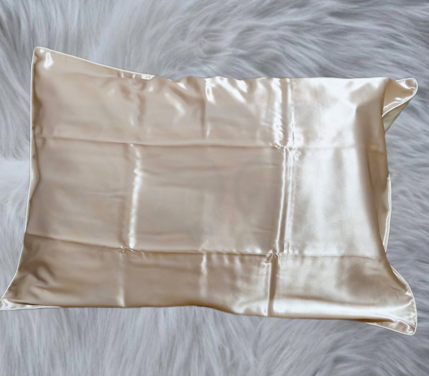 シルク枕カバー/Utukky/ヘアケアグッズを使ったクチコミ(2枚目)