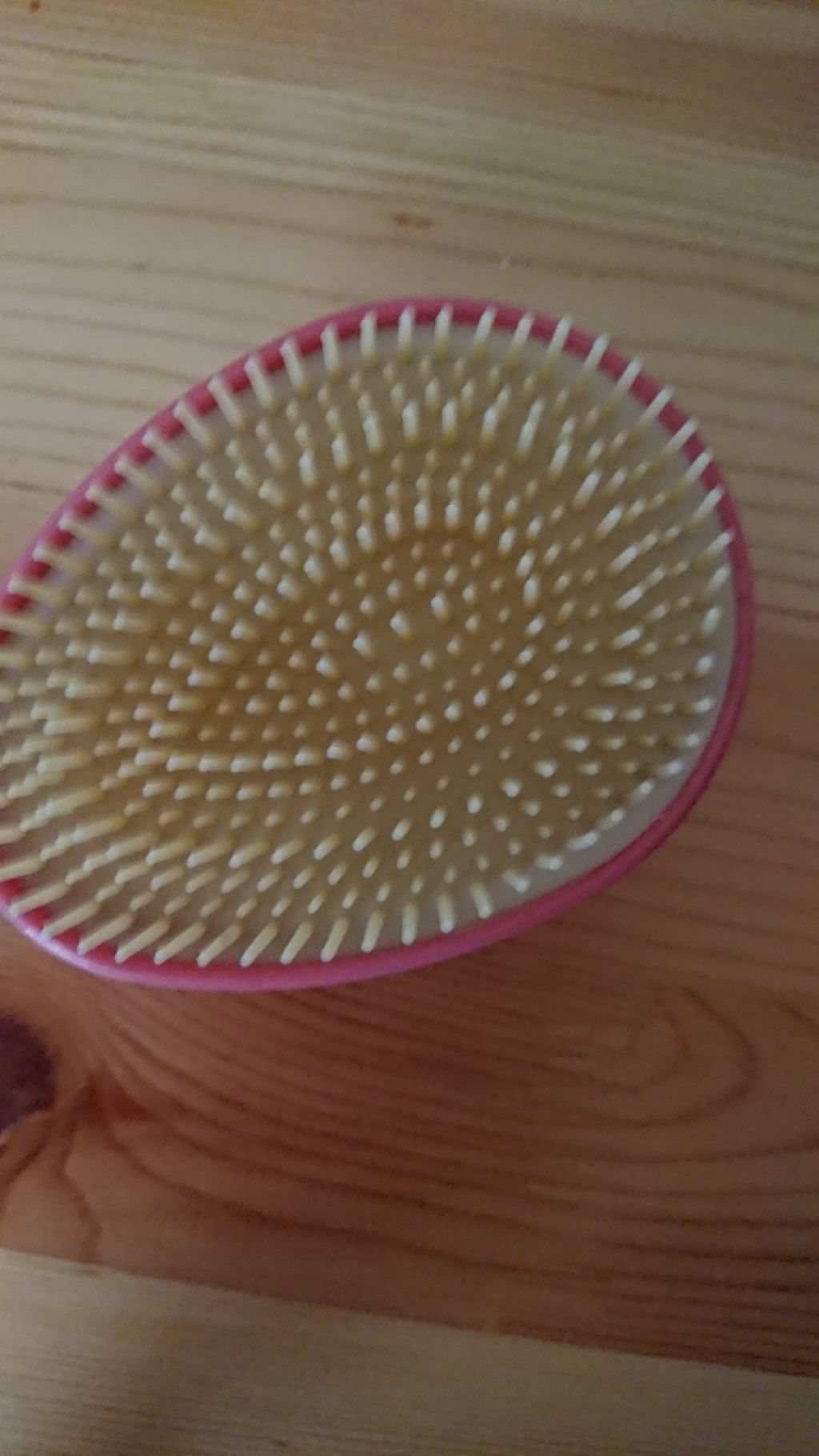 ファンファン アンタングルヘアブラシ/フランフラン/ヘアブラシを使ったクチコミ（2枚目）