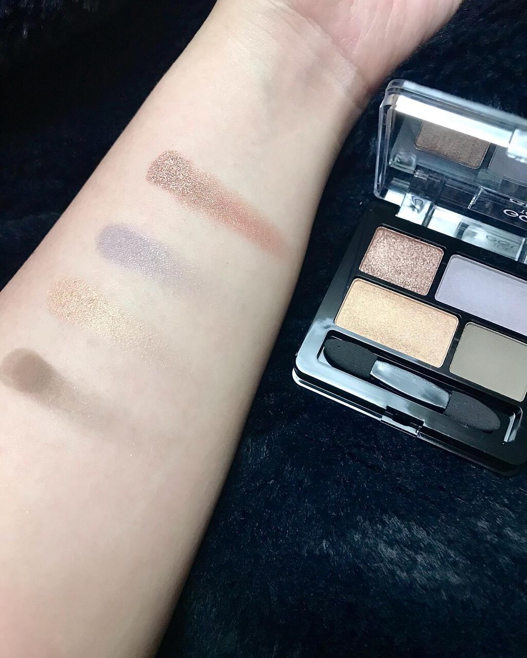 リラクシーアイシャドウ/GENE TOKYO/アイシャドウパレットを使ったクチコミ(3枚目)