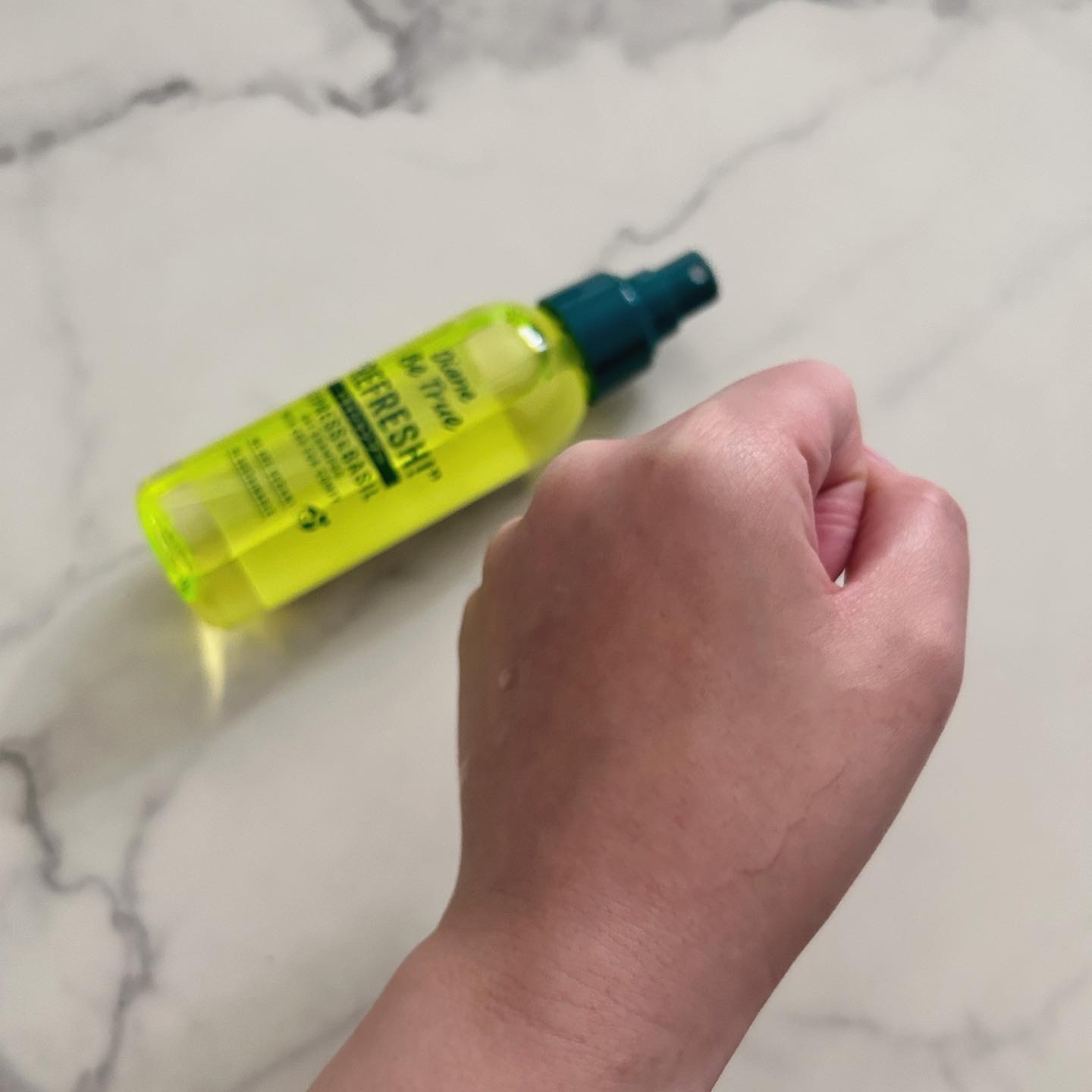 ビートゥルー ドライシャンプー パワーグリーンサラダの香り/ダイアン/ドライシャンプーを使ったクチコミ（3枚目）