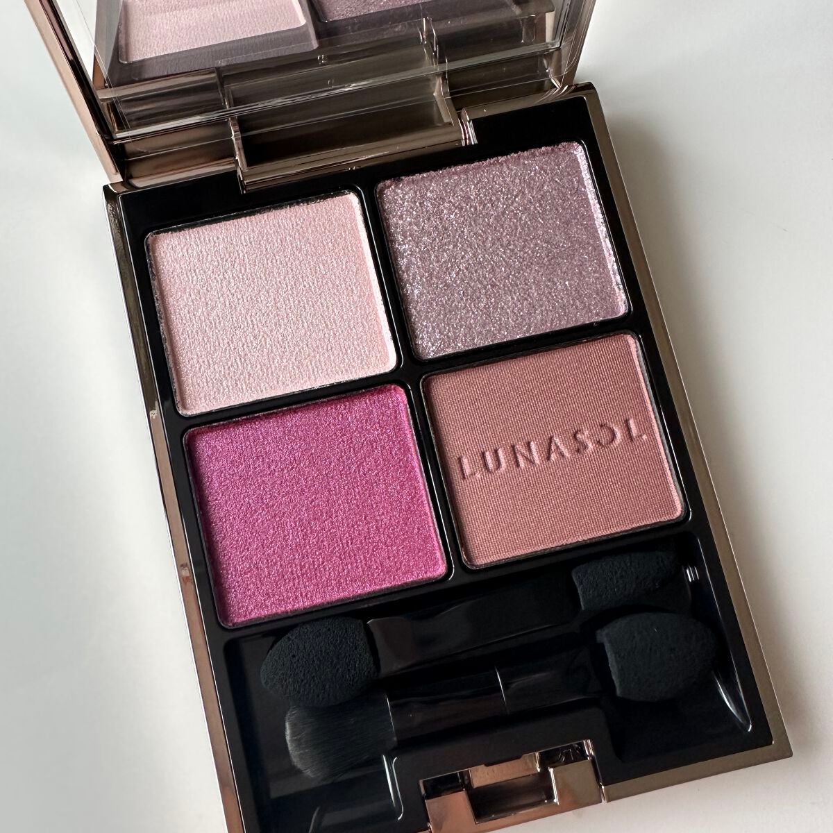 アイカラーレーション/LUNASOL/アイシャドウパレットを使ったクチコミ(2枚目)