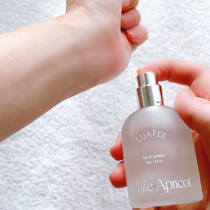 ホワイトアプリコット/LUAFEE/香水(レディース)を使ったクチコミ(3枚目)