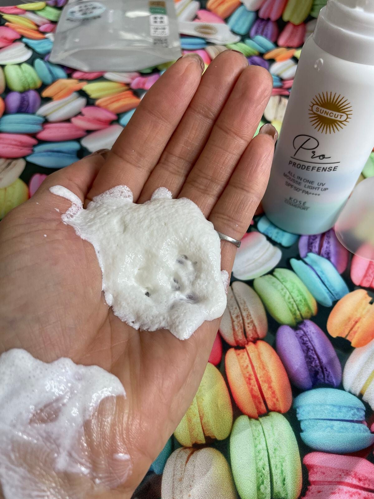 プロディフェンス オールインワンUV ムース(ライトアップ)/サンカット®/日焼け止めクリームを使ったクチコミ(5枚目)