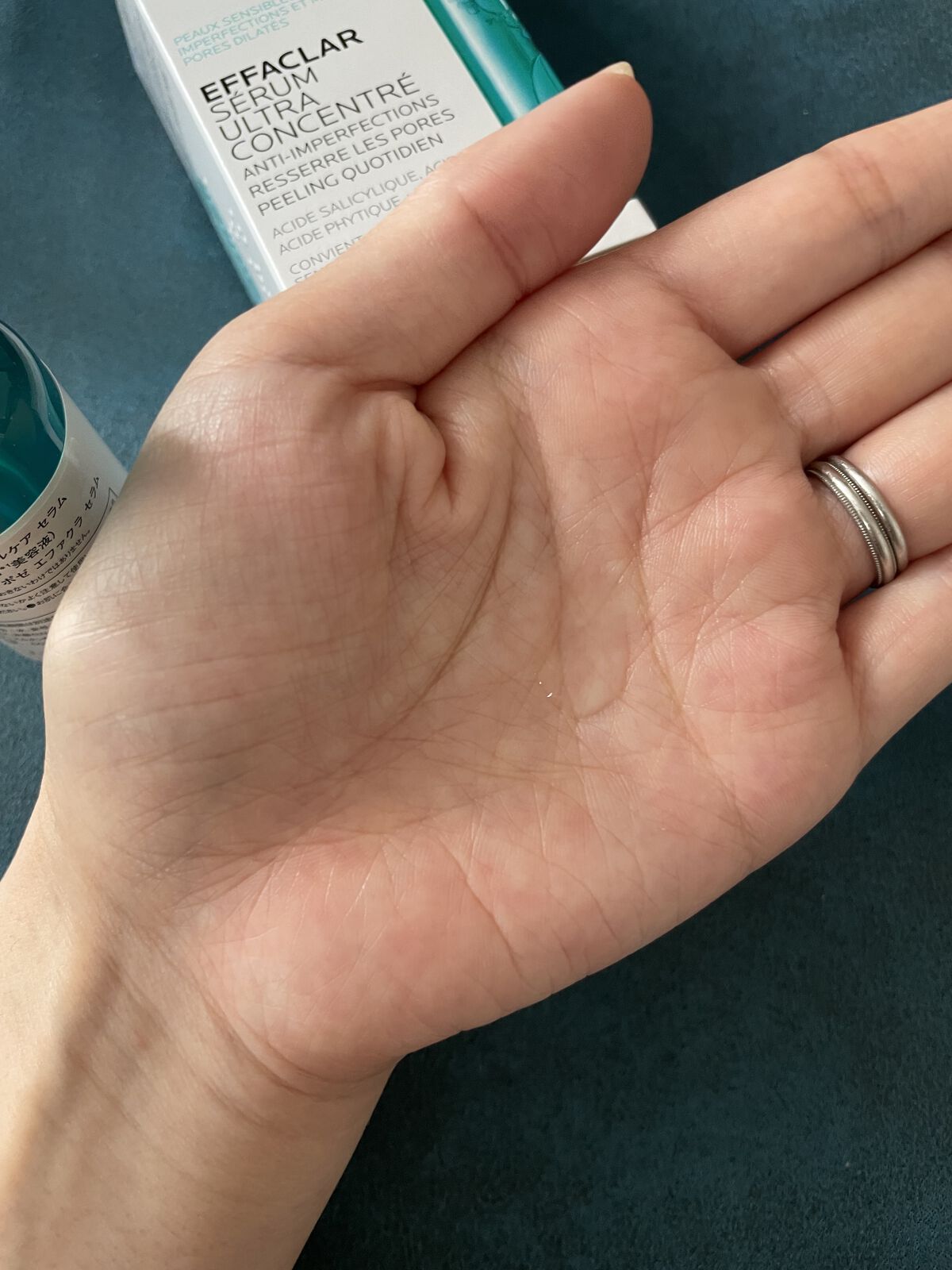 エファクラ ピールケア セラム/ラ ロッシュ ポゼ/美容液を使ったクチコミ（2枚目）