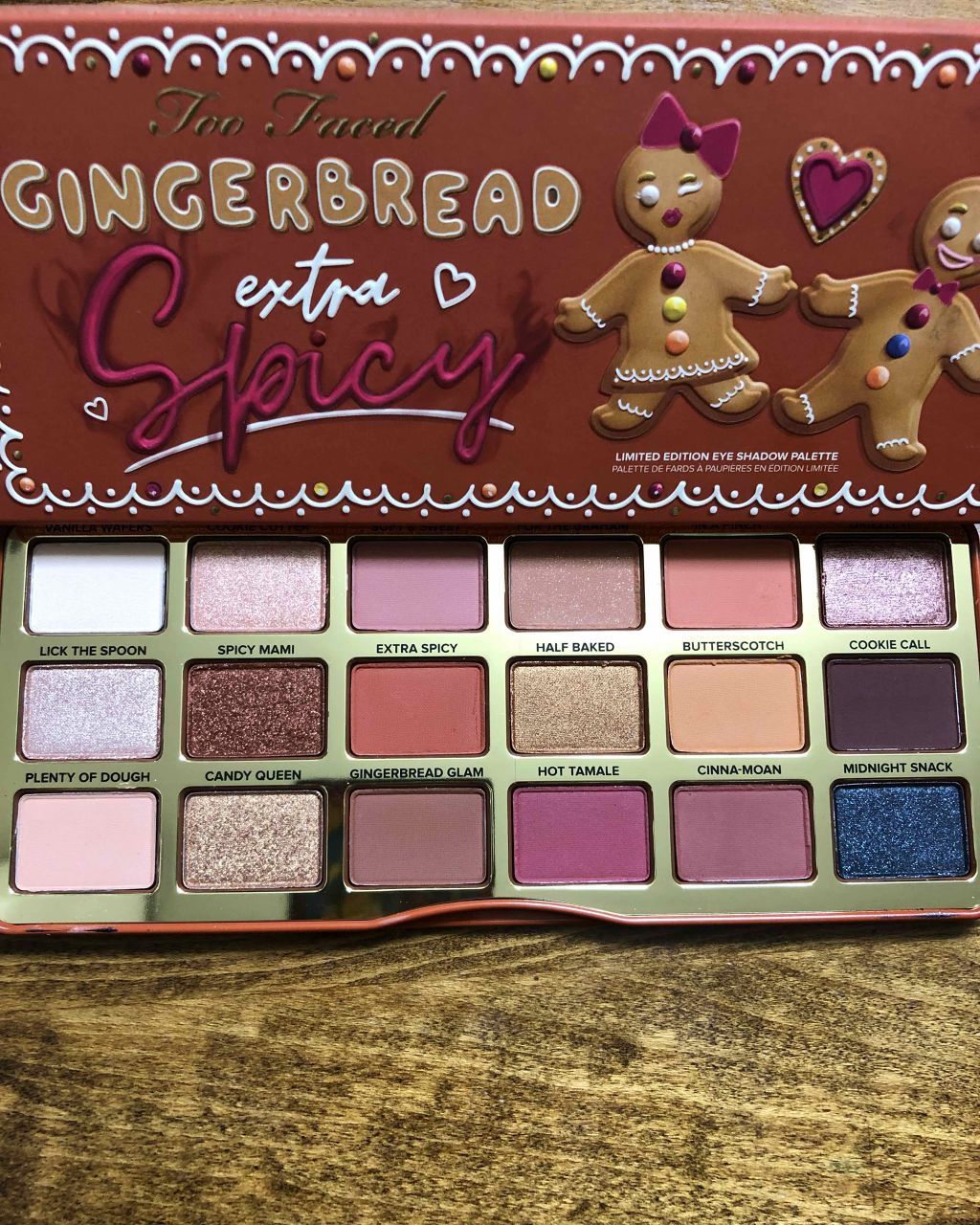 ジンジャーブレッド エクストラ スパイシー アイシャドウ パレット/Too Faced/メイクアップキットを使ったクチコミ（1枚目）